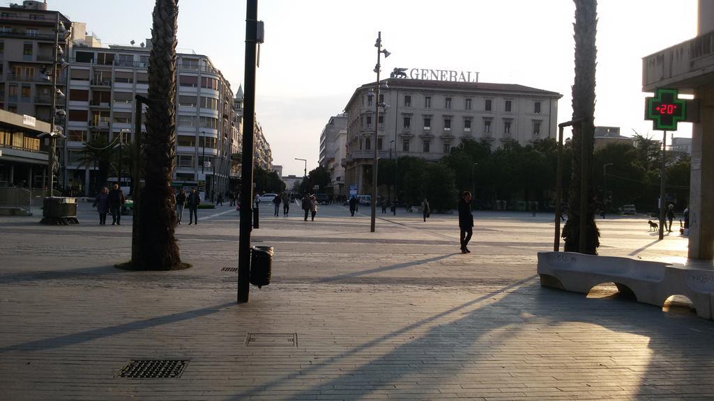 Suites Rome Pescara Exteriör bild